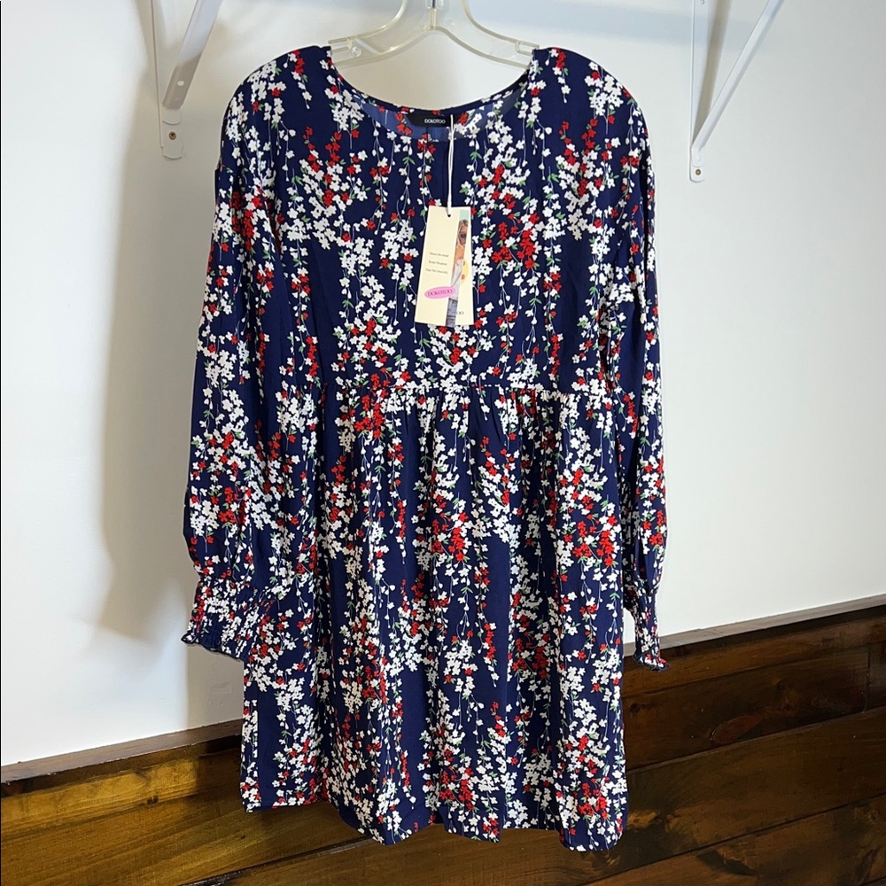 Amazon Dokotoo Floral Dress -‎ Blue, Red, White Long Sleeve- Small